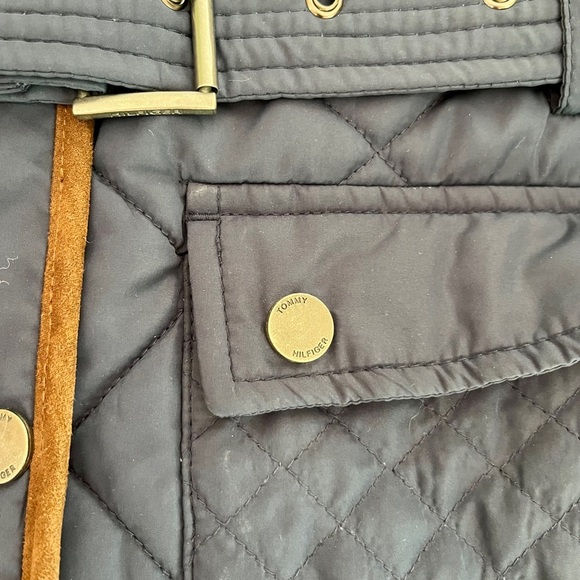Tommy Hilfiger Navy Quilted Lightweight Jacket. - Size Medium - Picture 2 of 14